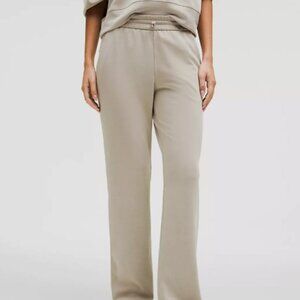 Lululemon Softstreme High Rise Pant Regular in Riverstone Sz 4 $128